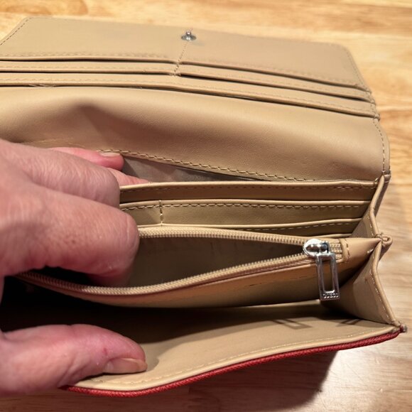 GUESS Women's Wallet Maroon/Red Zip Pocket, Outer Pocket, 14 Card Holders - Picture 8 of 8